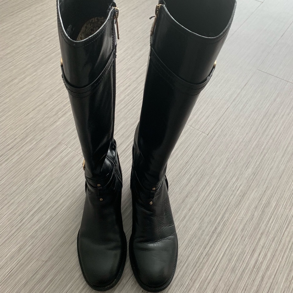 Tory Burch Boots
